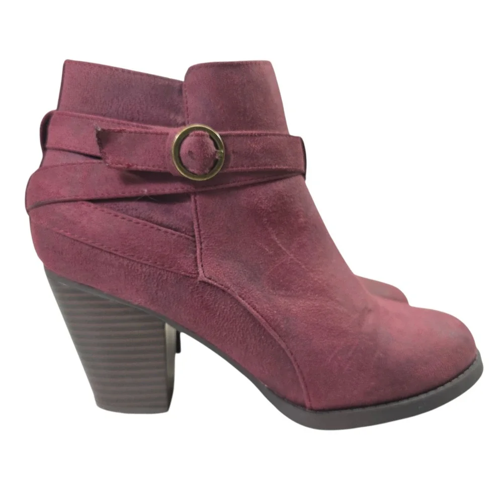 Just Fab Freda‎ Burgundy Faux Suede Ankle Boots Buckle Strap Stacked Heel 7.5